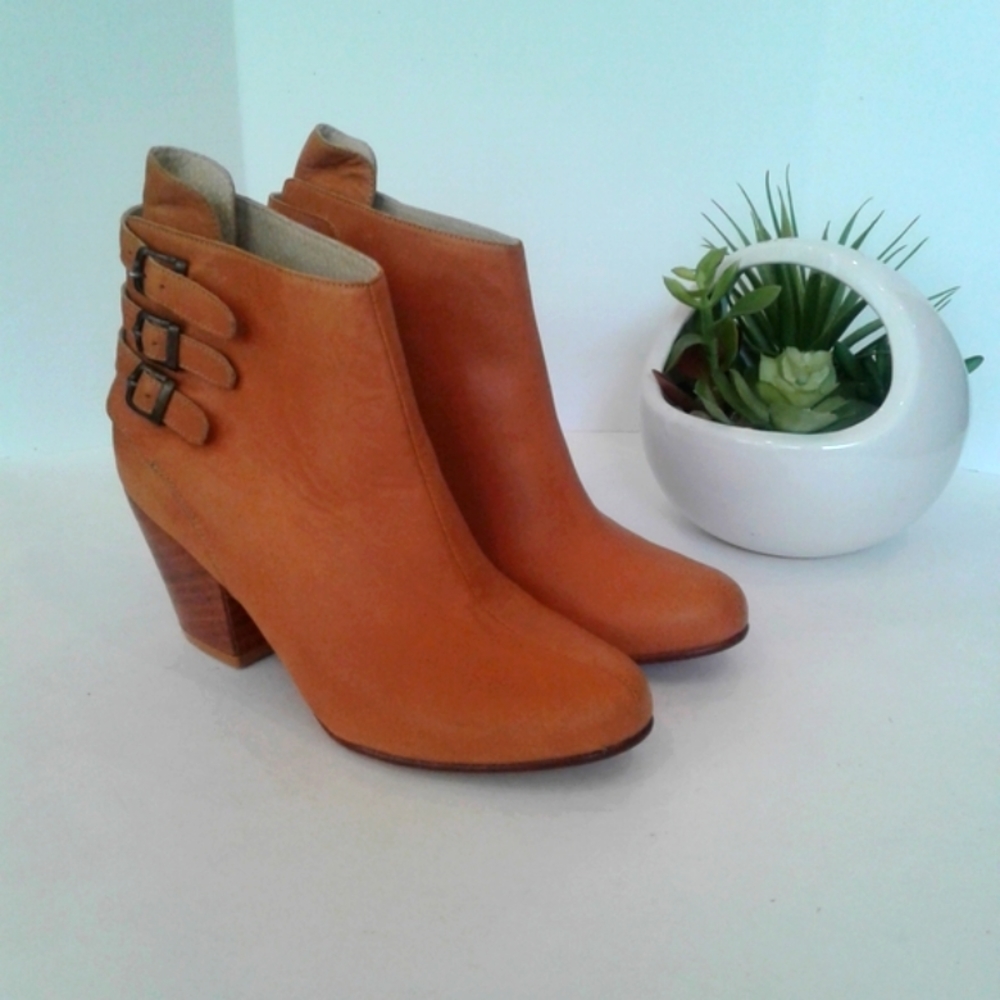 Fortress of Inca brown-orange ankle boots block heel